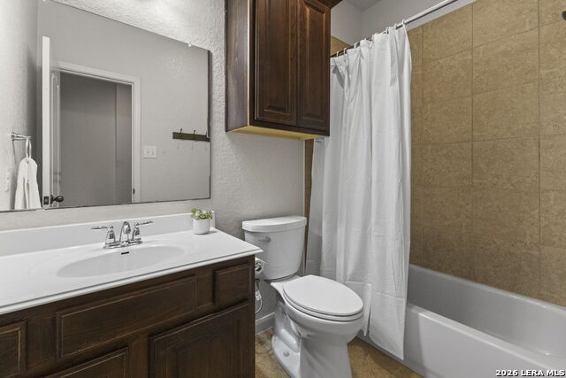 Image 29 of 46 For 11823 Newton Trail