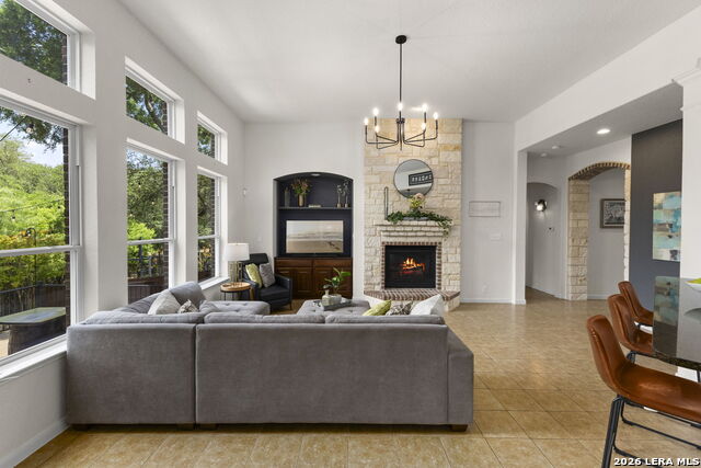 Image 9 of 46 For 11823 Newton Trail