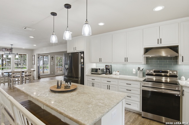 Listing photo id 8 for 642 Phantom Rider Trl