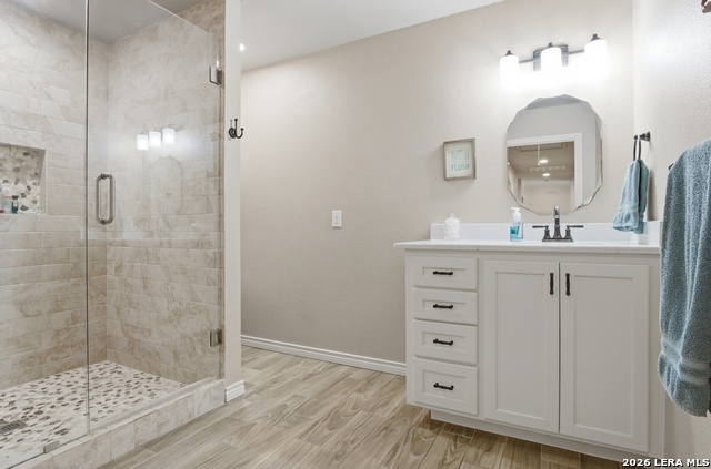 Listing photo id 17 for 642 Phantom Rider Trl