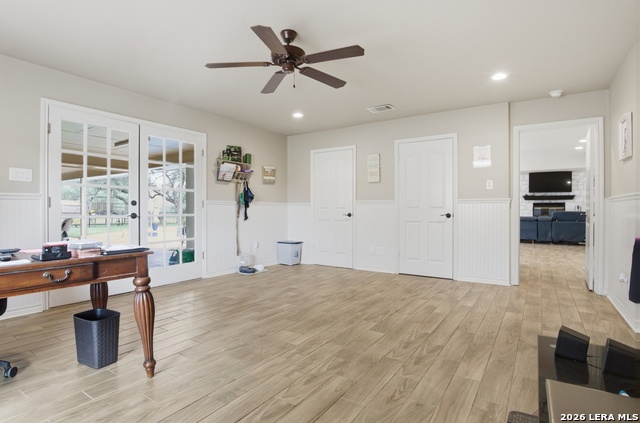 Listing photo id 23 for 642 Phantom Rider Trl