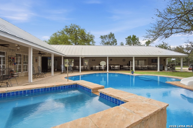 Listing photo id 28 for 642 Phantom Rider Trl