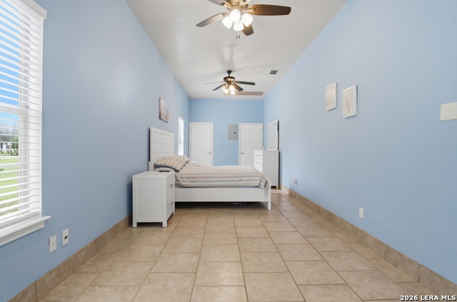 Listing photo id 34 for 642 Phantom Rider Trl