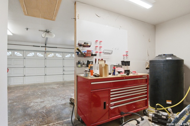 Listing photo id 39 for 642 Phantom Rider Trl