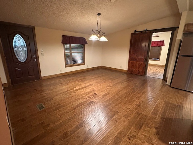 Image 18 of 33 For 412 Lake  