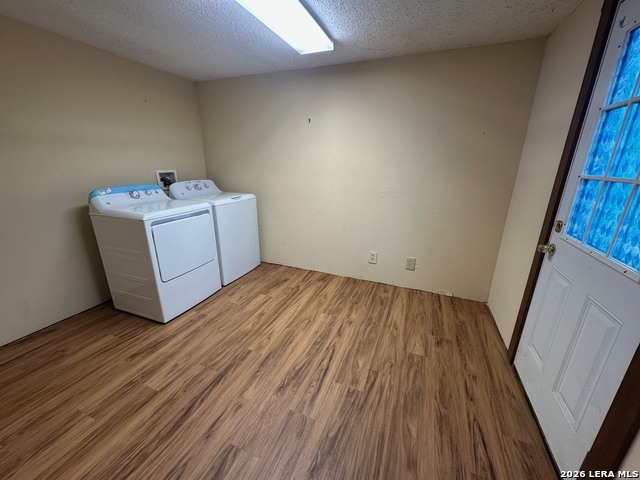 Image 20 of 33 For 412 Lake  