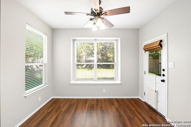 Image 10 of 49 For 8627 Tioga Pass