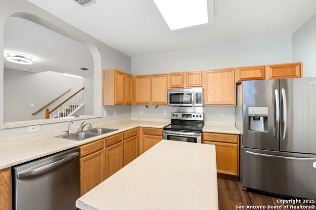 Image 12 of 49 For 8627 Tioga Pass