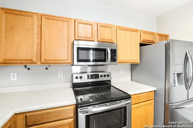 Image 13 of 49 For 8627 Tioga Pass