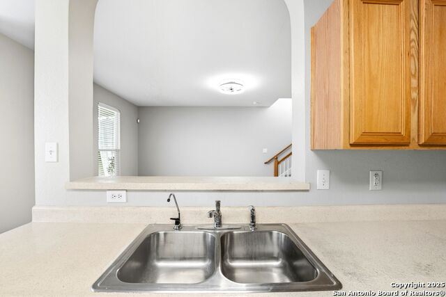 Image 15 of 49 For 8627 Tioga Pass