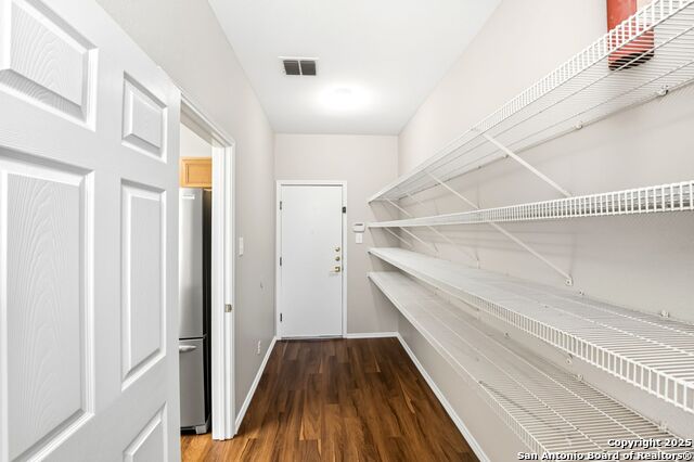 Image 17 of 49 For 8627 Tioga Pass