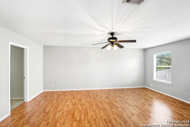 Image 19 of 49 For 8627 Tioga Pass