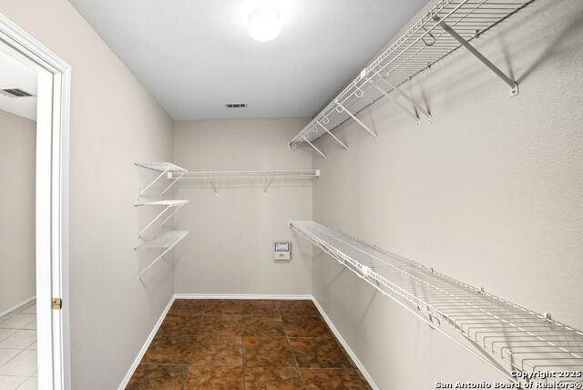 Image 29 of 49 For 8627 Tioga Pass