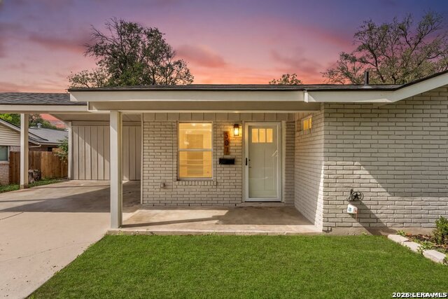 Image 3 of 35 For 307 Dawnridge Dr