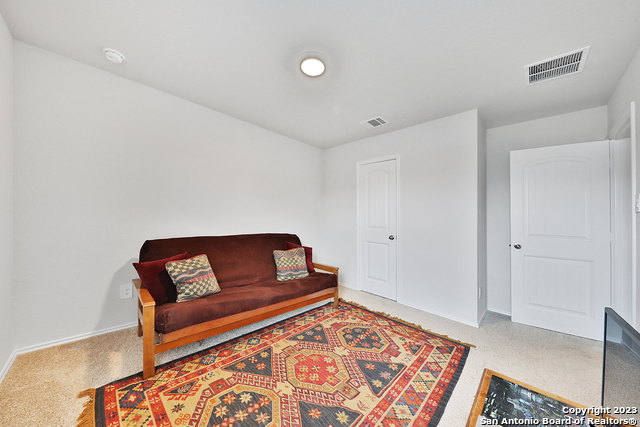 Listing photo id 13 for 801 Cinnamon Teal