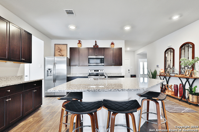 Listing photo id 16 for 801 Cinnamon Teal