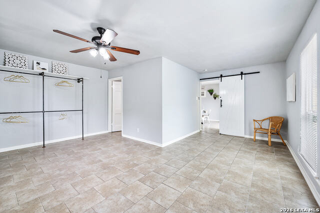 Image 11 of 31 For 139 Academy St W