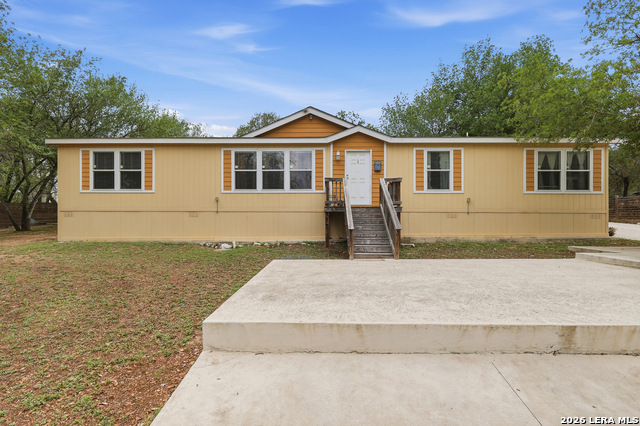 Listing photo id 0 for 24231 Post Oak View