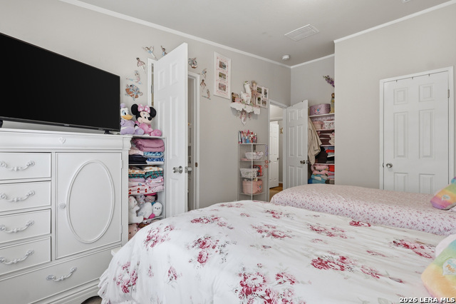 Listing photo id 29 for 24231 Post Oak View