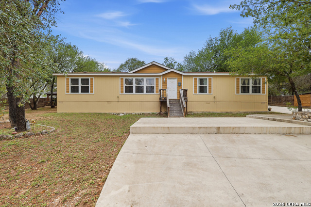 Listing photo id 2 for 24231 Post Oak View