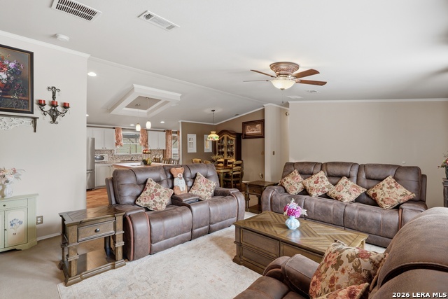 Listing photo id 5 for 24231 Post Oak View