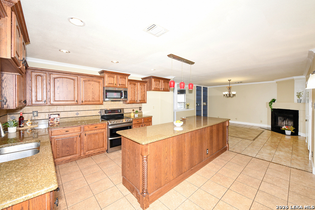 Image 20 of 42 For 11803 Bridge Hampton