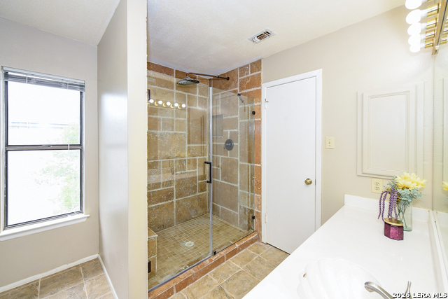 Image 27 of 42 For 11803 Bridge Hampton