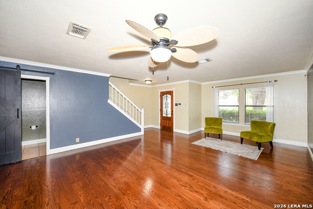 Image 6 of 42 For 11803 Bridge Hampton