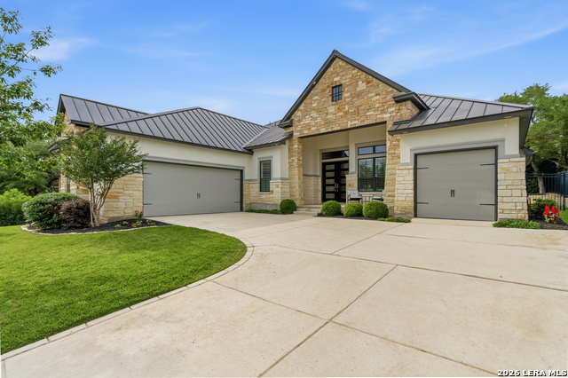 Listing photo id 1 for 3731 Las Casitas