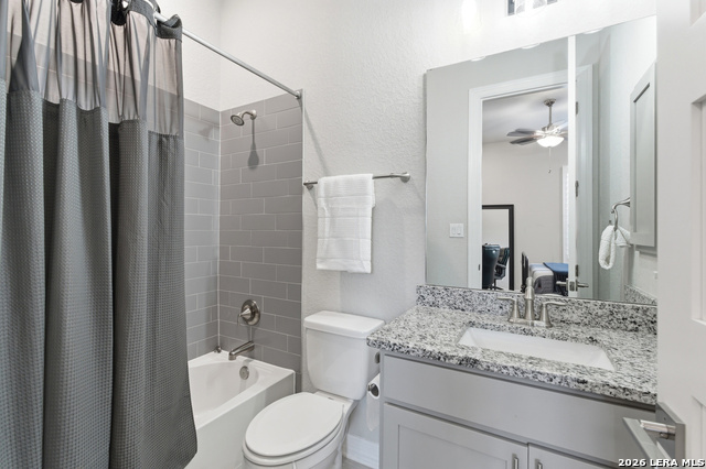 Listing photo id 31 for 3731 Las Casitas