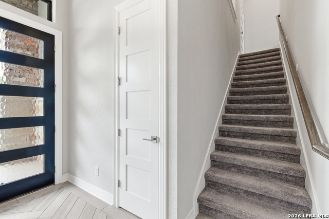 Listing photo id 42 for 3731 Las Casitas