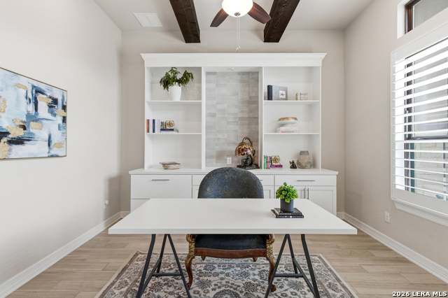 Listing photo id 5 for 3731 Las Casitas