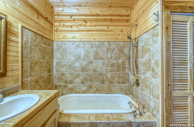 Image 19 of 34 For 607 Fm 1050  