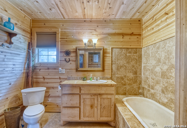 Image 20 of 34 For 607 Fm 1050  