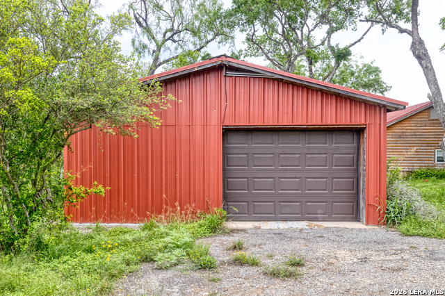 Image 21 of 34 For 607 Fm 1050  