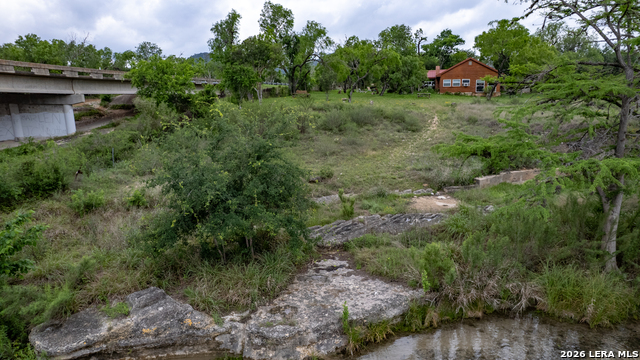 Image 27 of 34 For 607 Fm 1050  