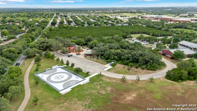 Listing photo id 30 for 12718 Westeros Path