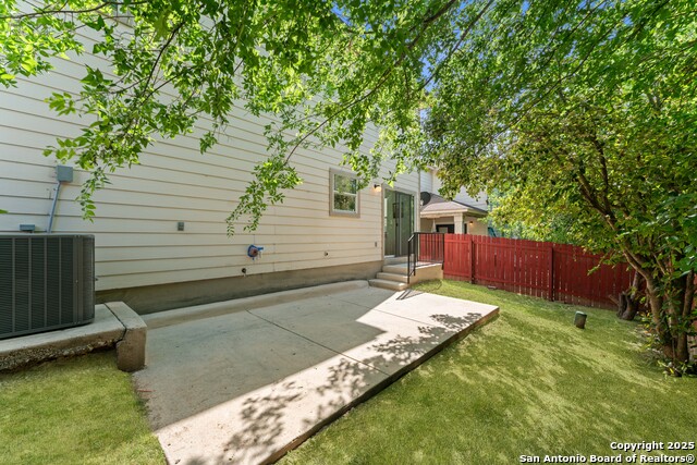 Image 25 of 27 For 931 Marble Point