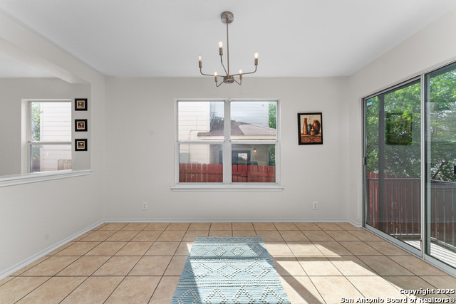 Image 8 of 27 For 931 Marble Point