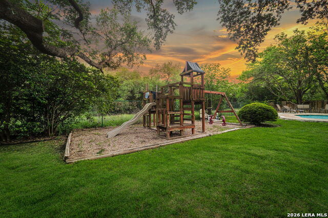 Image 57 of 65 For 2 Tressard  