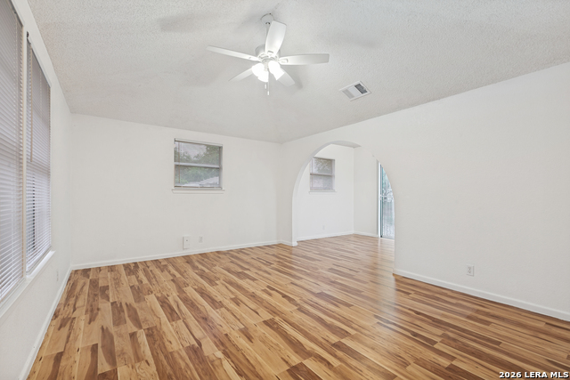 Image 6 of 25 For 122 Surrels  