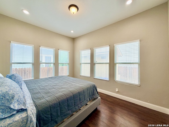 Image 30 of 42 For 702 E Euclid Ave