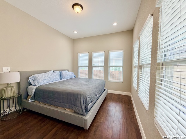 Image 32 of 42 For 702 E Euclid Ave