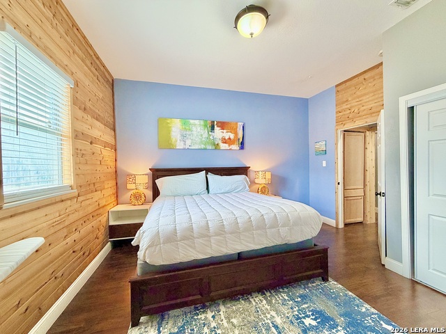 Image 35 of 42 For 702 E Euclid Ave