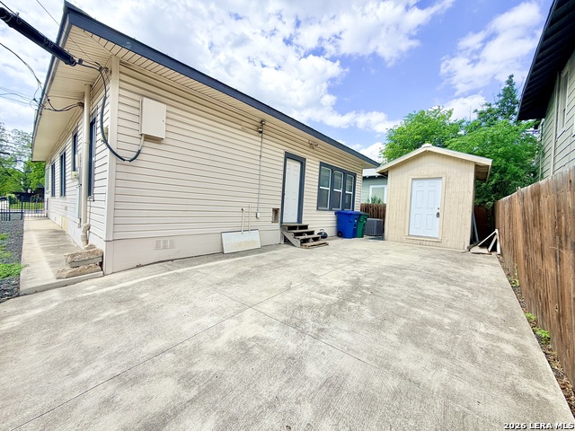 Image 42 of 42 For 702 E Euclid Ave