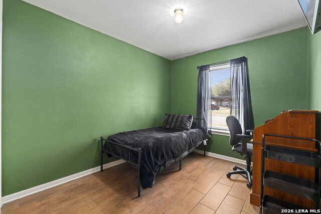 Image 17 of 21 For 8406 Cherisse Dr