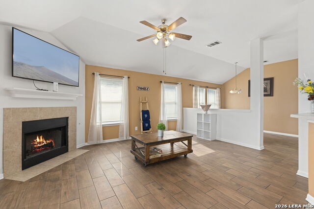 Image 7 of 21 For 8406 Cherisse Dr