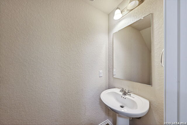 Image 15 of 30 For 8518 Cassia Cove