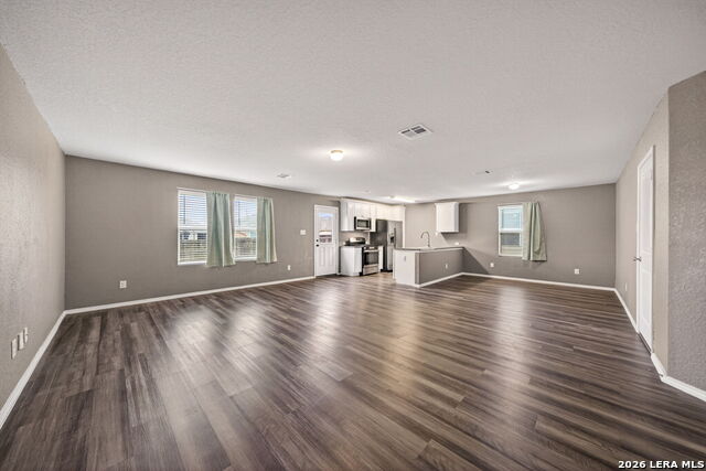 Image 9 of 30 For 8518 Cassia Cove