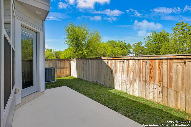 Image 28 of 32 For 5843 Whitby Rd  17